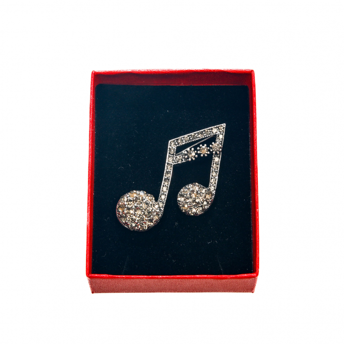 Brosa medie eleganta argintie cu nota muzicala [2]