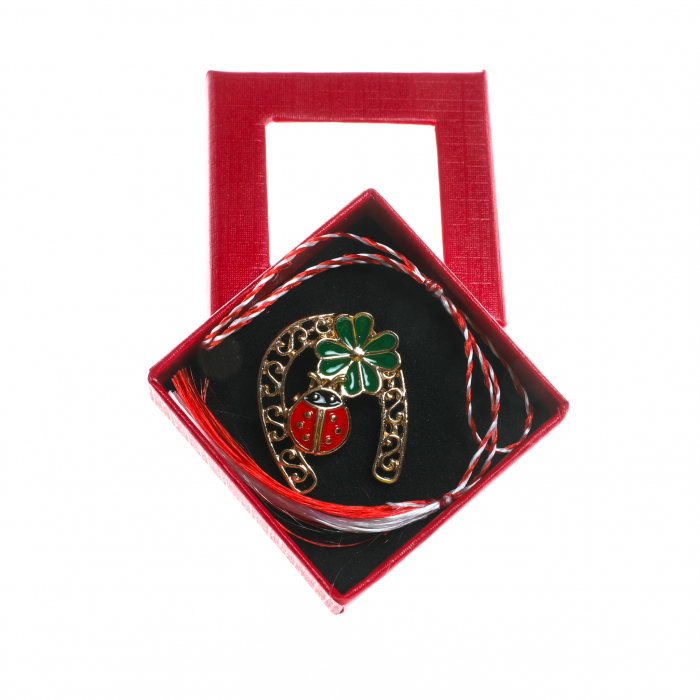 Brosa mica eleganta in forma de potcoava cu buburuza si trifoi [3]