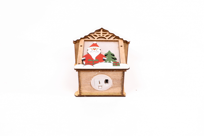 Casuta din lemn care lumineaza cu mos [4]