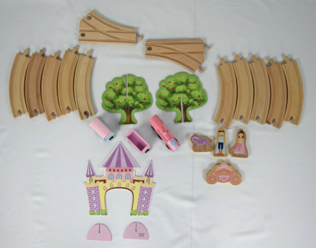 Circuit din lemn cu trenulet - Castelul din povesti [4]