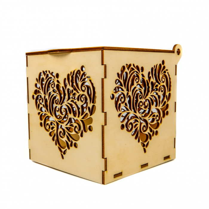 Cutie din lemn cu inima pentru cadouri [6]