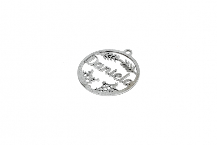 Decoratiune argintie din lemn cu nume - Daniela [2]