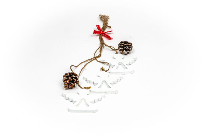 Decoratiune din lemn cu 3 ingerasi [3]