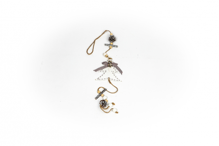 Decoratiune din lemn cu brad alb [4]