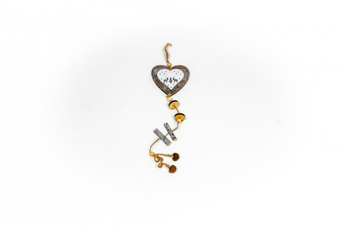 Decoratiune din lemn cu inima suprapusa [4]