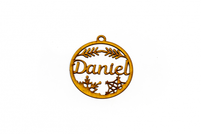 Decoratiune din lemn cu nume - Daniel