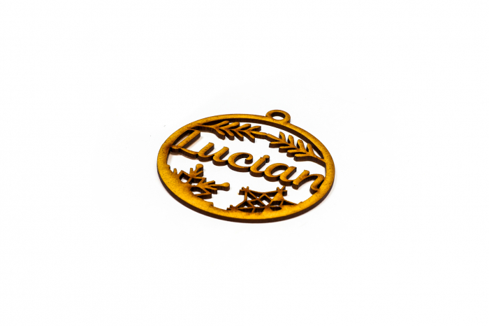 Decoratiune din lemn cu nume - Lucian [2]