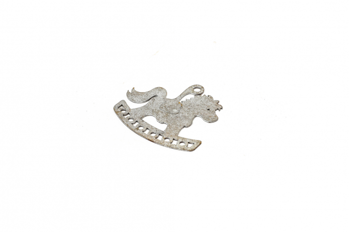 Decoratiune din lemn argintiu Calut [2]