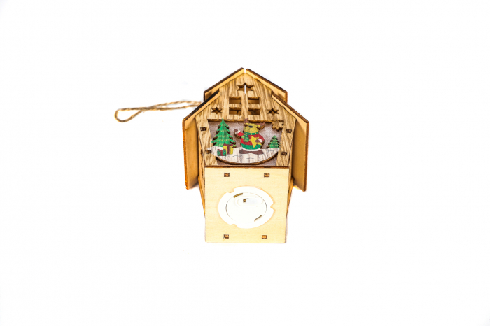 Casuta din lemn care lumineaza cu ren [2]