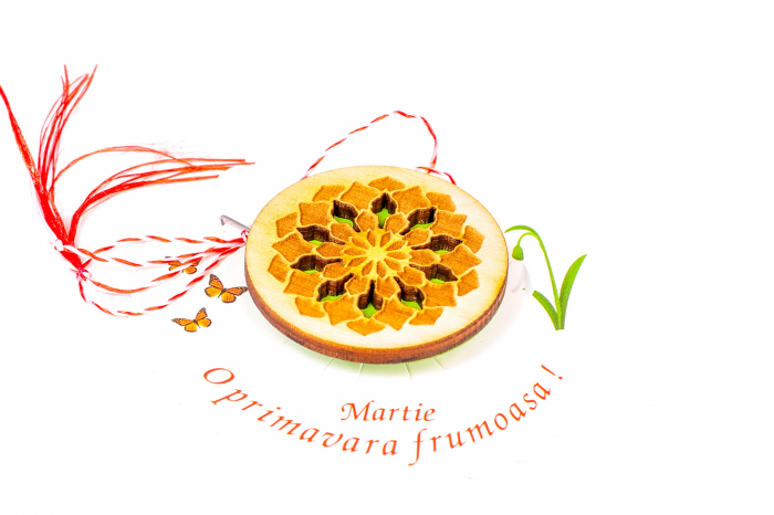 Insigna din lemn cu o mandala verde [2]