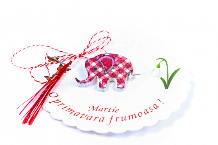 Martisor-brosa cu un elefantel rosu [2]