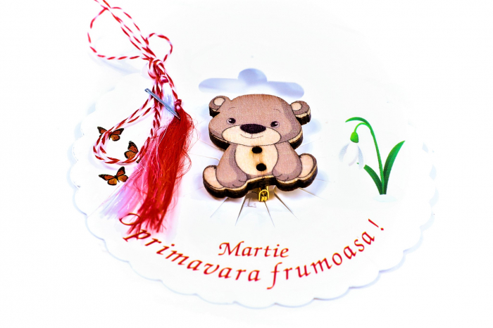 Martisor-brosa cu un ursulet bej [2]