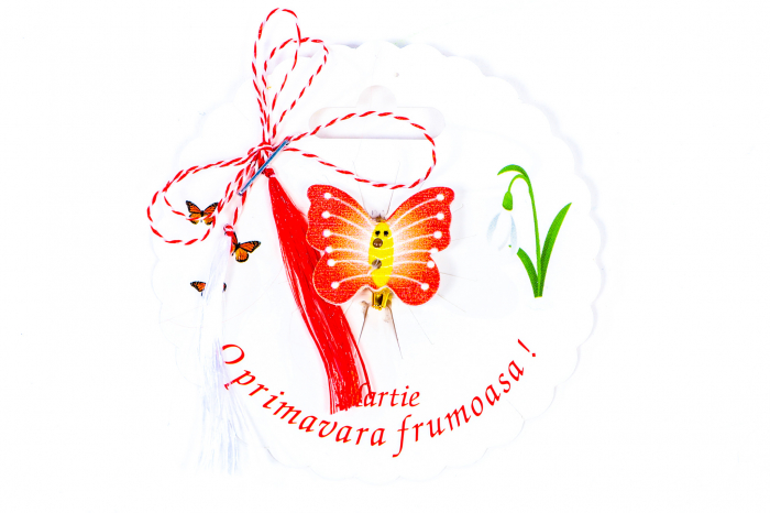 Martisor-brosa cu un fluturas corai