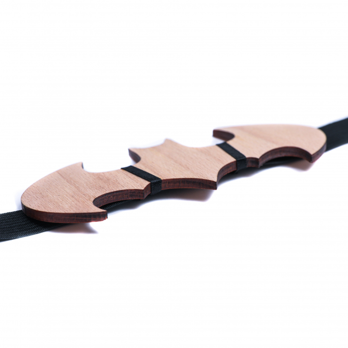 Papion din lemn model cu batman - natur [3]