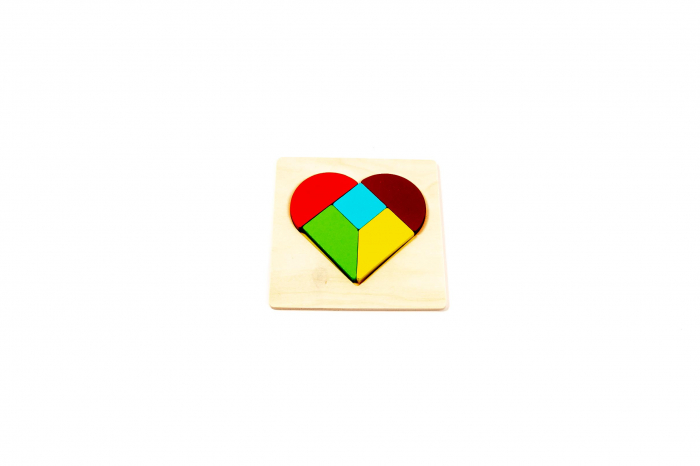 Puzzle din lemn cu forme - jucarii Montessori
