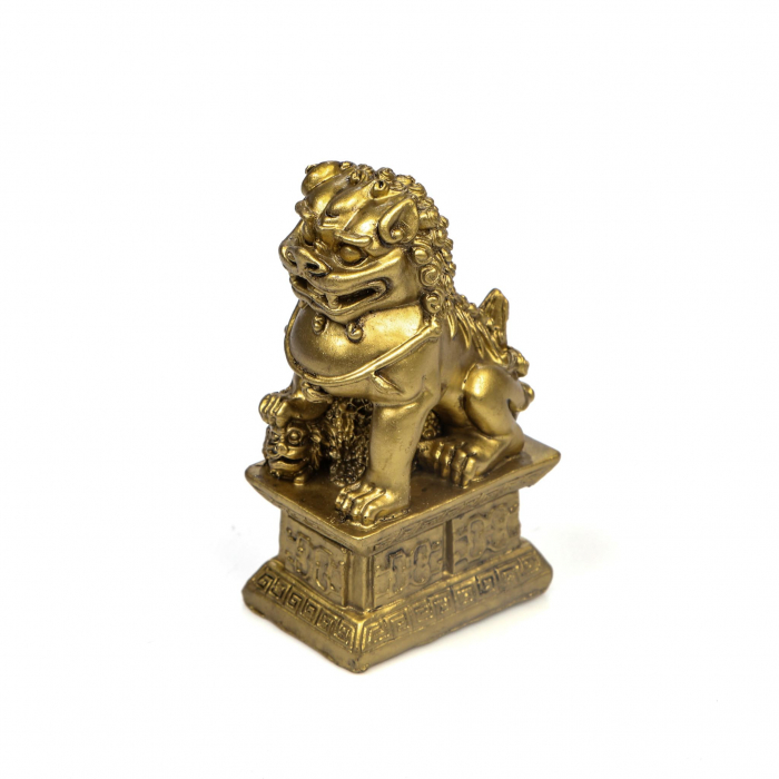 Statueta Feng Shui Cainele fu cu laba deasupra unei mingi pentru bogatie [8]