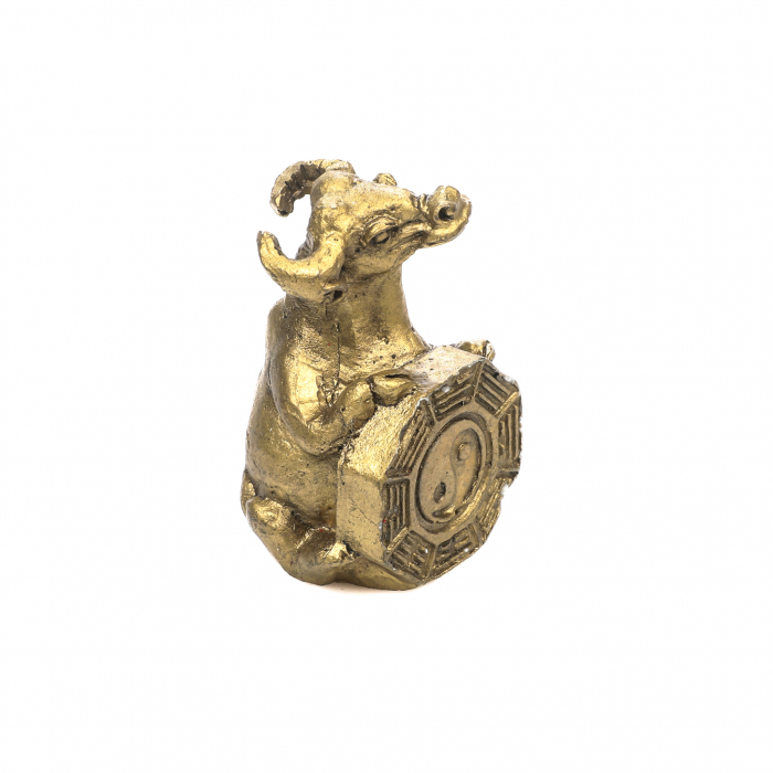 Statueta mica Feng Shui Bivol cu semn Yin Yang pentru prosperitate [4]