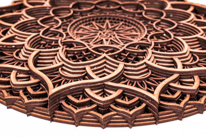 Tablou cu mandala din lemn in straturi [4]