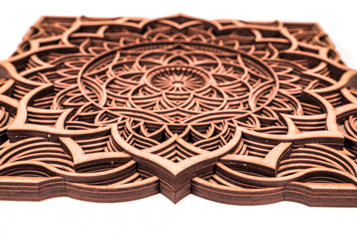 Tablou cu mandala din lemn in straturi [4]