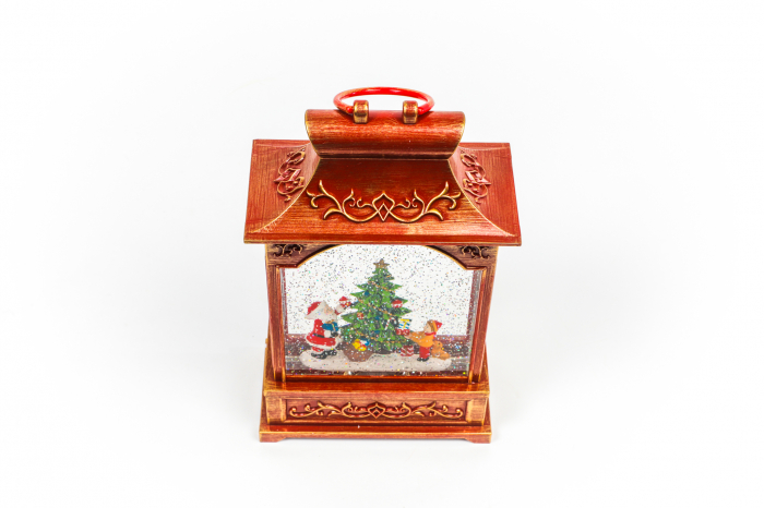 Ornament rosu tip felinar care lumineaza cu mos si copilas [2]