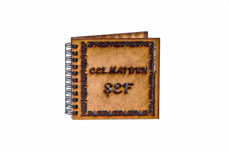 Cadouri pentru EL - Agenda 10x10 personalizata din lemn - Cel mai bun sef!