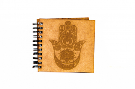 Agende din lemn - Agenda 10x10 personalizata din lemn gravata cu Palma Fatimei