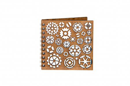 Cadouri pentru EL - Agenda 10x10 personalizata din lemn cu mai multe mecanisme de ceas