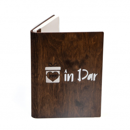 Produse din lemn personalizabile - Agenda A5 DECUPATA cu model special si/sau logo client-inchidere cu capse metalice