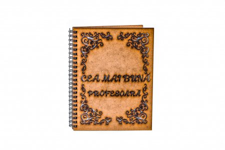 Agenda A5 personalizata din lemn - Cea mai buna profesoara! [1]