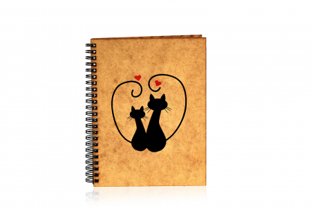 Agenda A5 personalizata din lemn cu 2 pisicute negre [1]