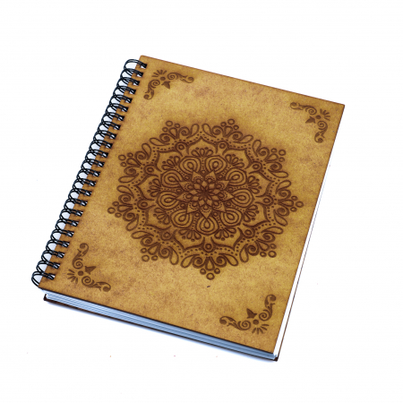 Agenda A5 personalizata din lemn cu mandala model indian [2]