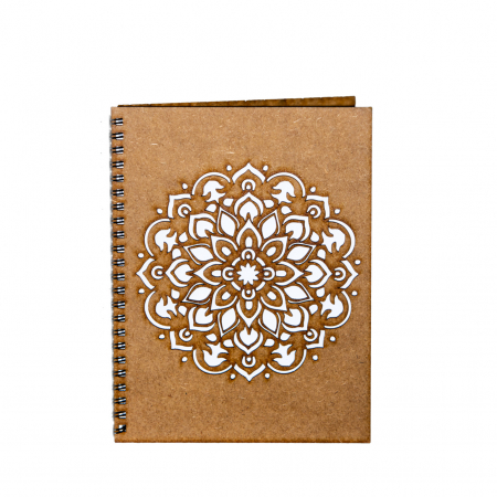Agende cu mandale si alte modele - Agenda A5 personalizata din lemn cu mandala tip floare