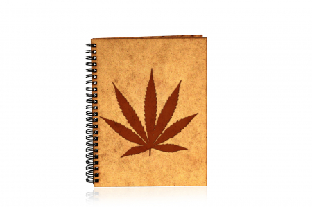 Agenda A5 personalizata din lemn cu Marijuana [1]
