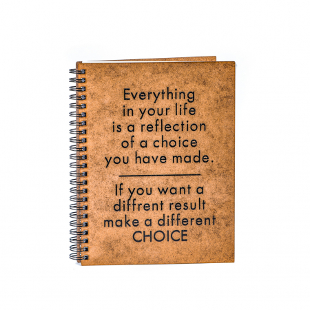 Cadouri pentru cea mai buna prietena - Agenda A5 personalizata din lemn cu mesaj- Totul in viata ta..