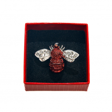 Brosa mica eleganta cu albinuta rosie [1]