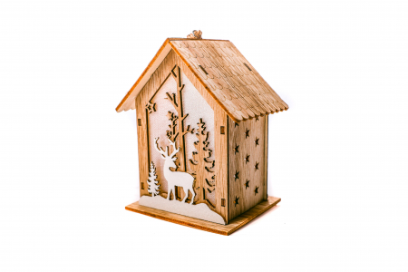 Casuta din lemn care lumineaza [1]