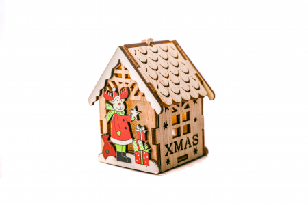 Casuta din lemn care lumineaza [2]