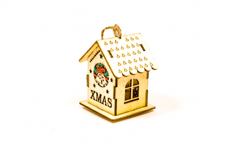 Casuta micuta din lemn care lumineaza cu clopot [1]