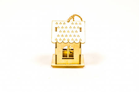 Casuta micuta din lemn care lumineaza cu clopot [2]