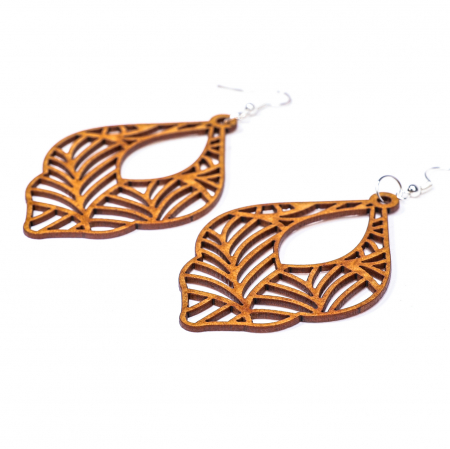 Cercei din lemn - Cercei din lemn cu model liniar