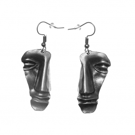 CERCEI ZAMAC - Cercei Zamac in Forma unei Feţe Impartita in Doua