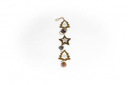 Decoratiune din lemn cu braduti si steluta [3]