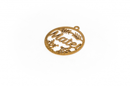 Decoratiune aurie din lemn cu nume - Matei [1]