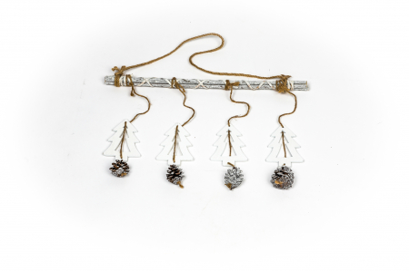 Decoratiune din lemn cu braduti [4]