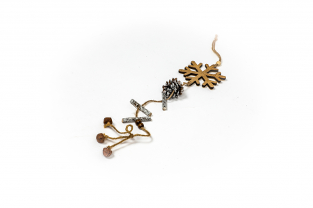 Decoratiune din lemn cu fulg [1]