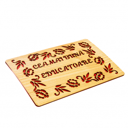 Felicitare personalizata din lemn - Cea mai buna educatoare! [1]