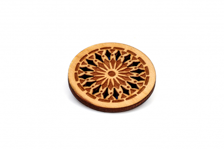 Insigna din lemn cu o mandala [3]