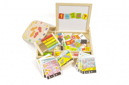 Joc cu operatii de adunare si scadere - jucarii Montessori [0]