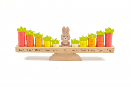 Jucarie cu iepurasi din lemn - jucarii Montessori [0]