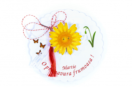 Martisor-brosa cu o margareta mare galbena [0]